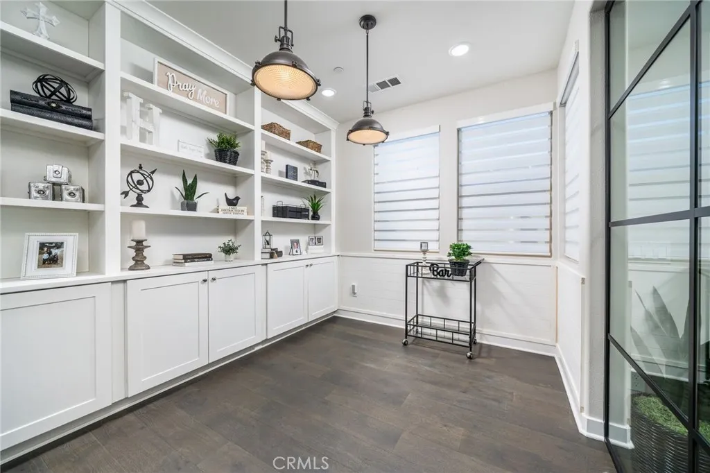1525 Overpark Lane, Beaumont, California 92223 home-pic-2