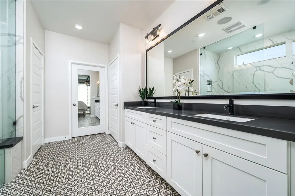 1525 Overpark Lane, Beaumont, California 92223 home-pic-14