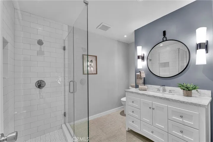 21820 Dumetz Road, Woodland Hills, California 91364