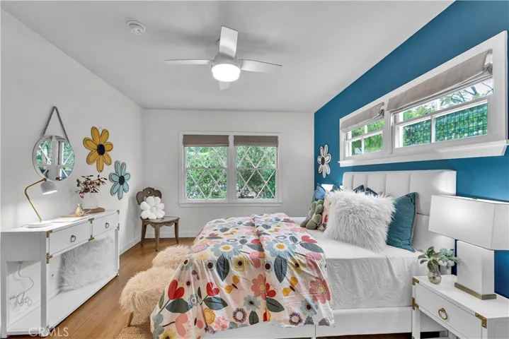 21820 Dumetz Road, Woodland Hills, California 91364
