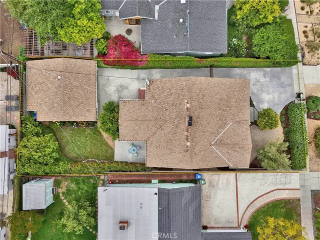 21820 Dumetz Road, Woodland Hills, California 91364