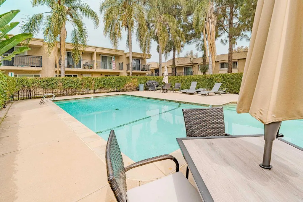 9860 Dale Avenue D10, Spring Valley, California 91977 home-pic-48