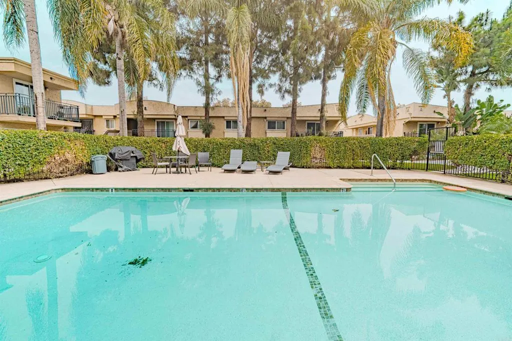 9860 Dale Avenue D10, Spring Valley, California 91977 home-pic-46