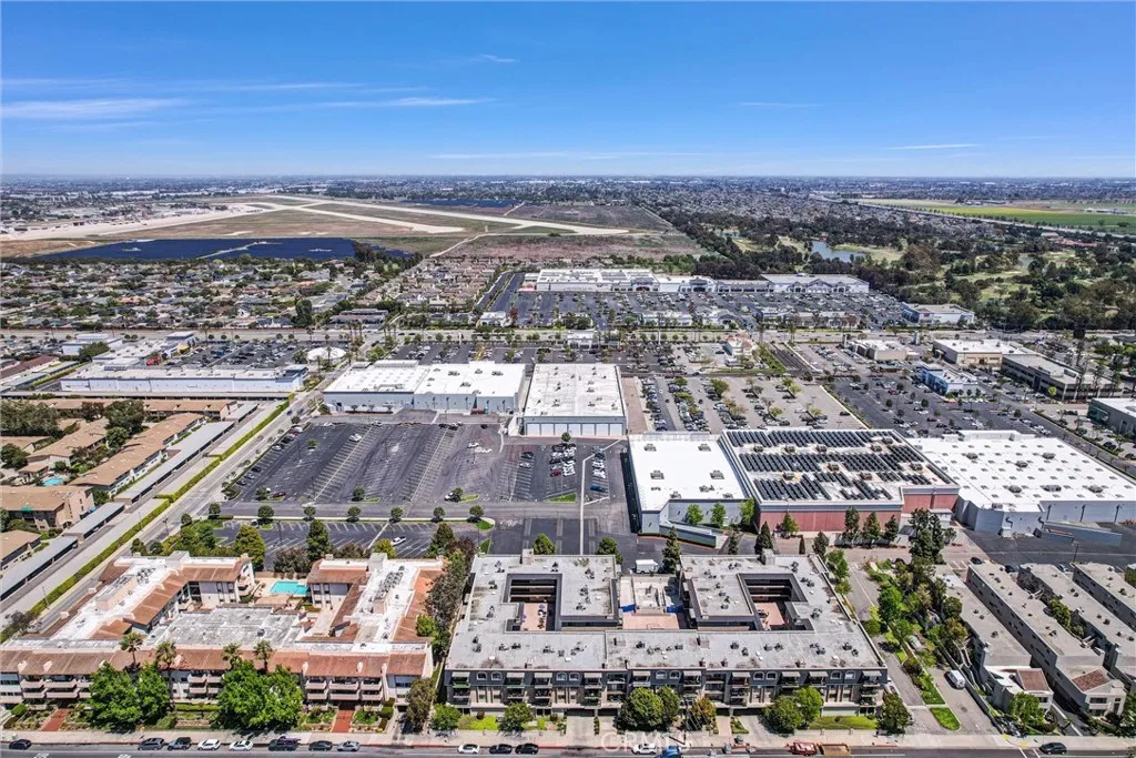 12400 Montecito Road 208, Seal Beach, California 90740 home-pic-27