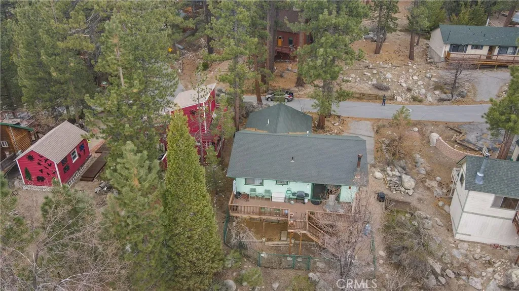 39177 Arapahoe Road, Fawnskin, California 92333 home-pic-37