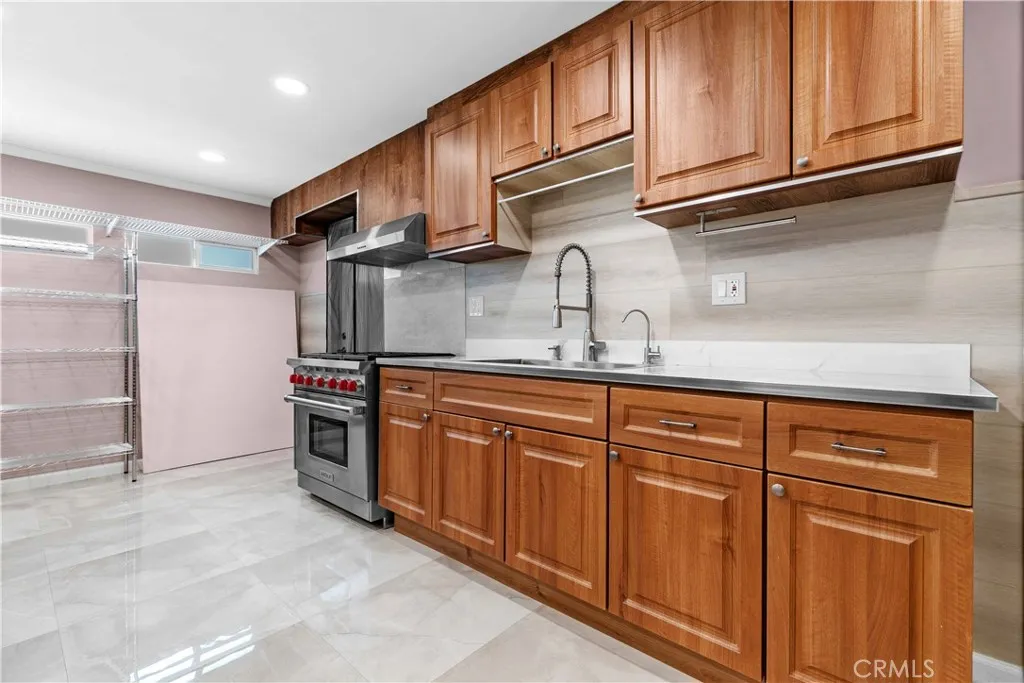 3348 Burritt Way, La Crescenta, California 91214 home-pic-39