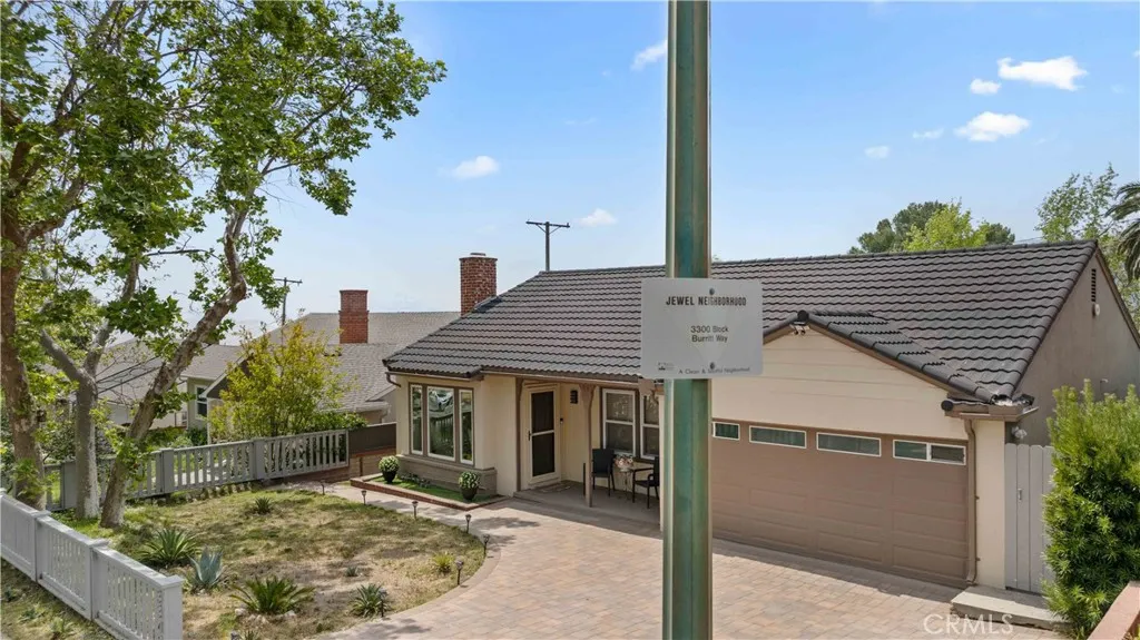 3348 Burritt Way, La Crescenta, California 91214 home-pic-8