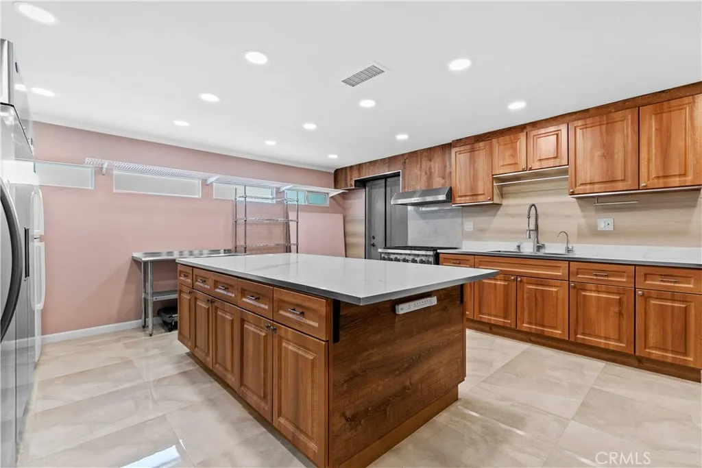 3348 Burritt Way, La Crescenta, California 91214 home-pic-35