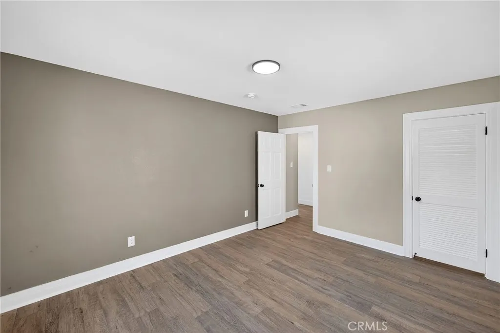 208 S Burris Avenue, Compton, California 90221 home-pic-14