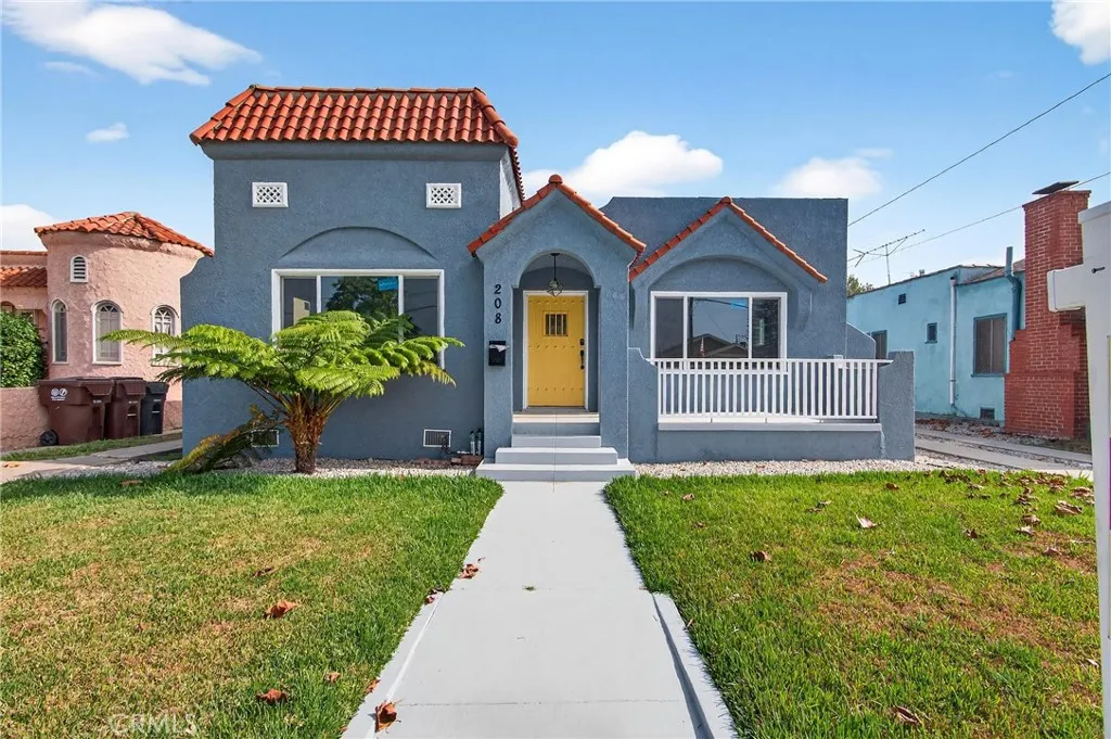 208 S Burris Avenue, Compton, California 90221 home-pic-0