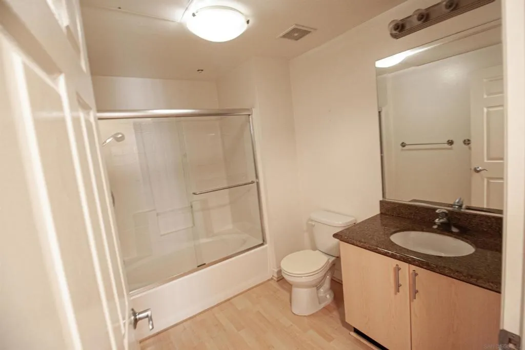 1465 C Street 3610, San Diego, California 92101 home-pic-5