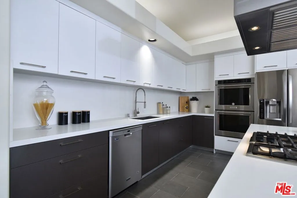 1701 N Beverly Drive, Beverly Hills, California 90210 home-pic-6