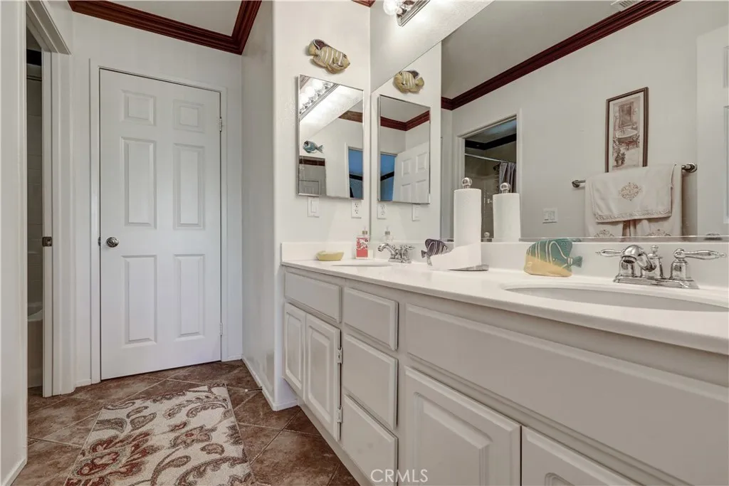 31710 Waterfall Way, Murrieta, California 92563 home-pic-19