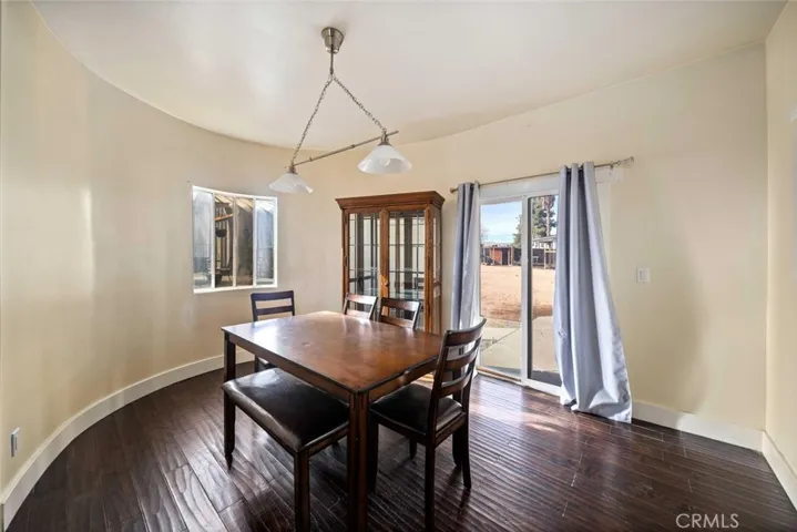 34005 Longview Road, Pearblossom, California 93553