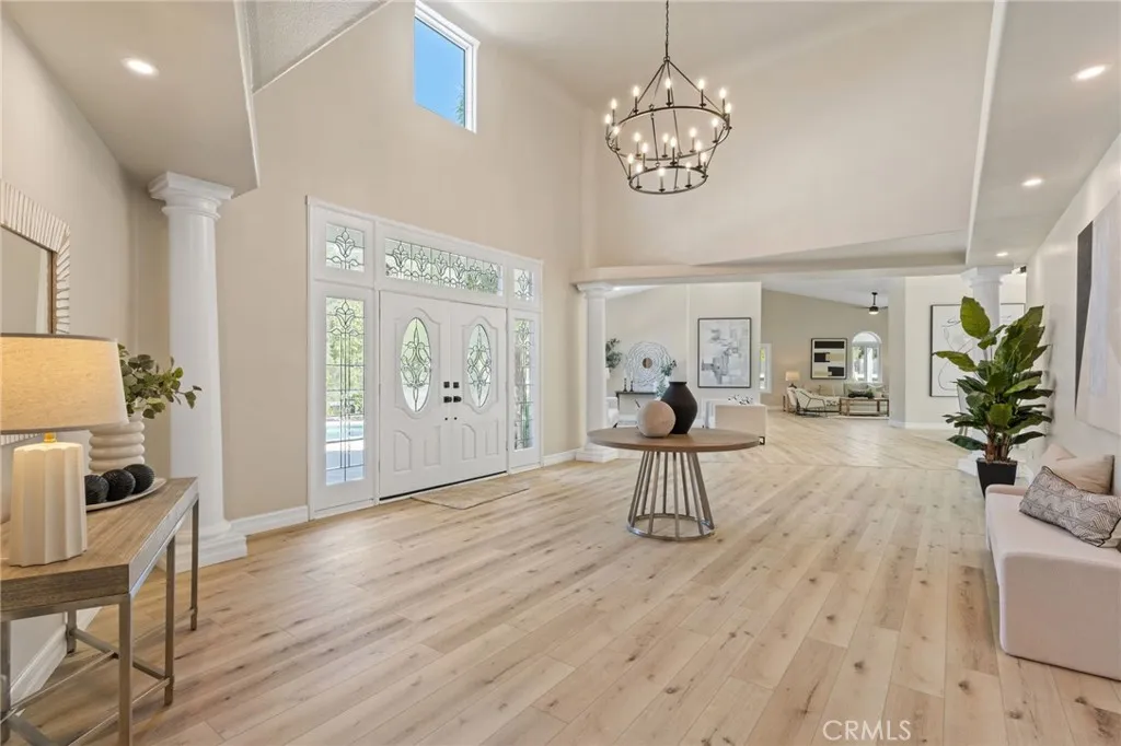 44240 La Cruz Drive, Temecula, California 92590 home-pic-3