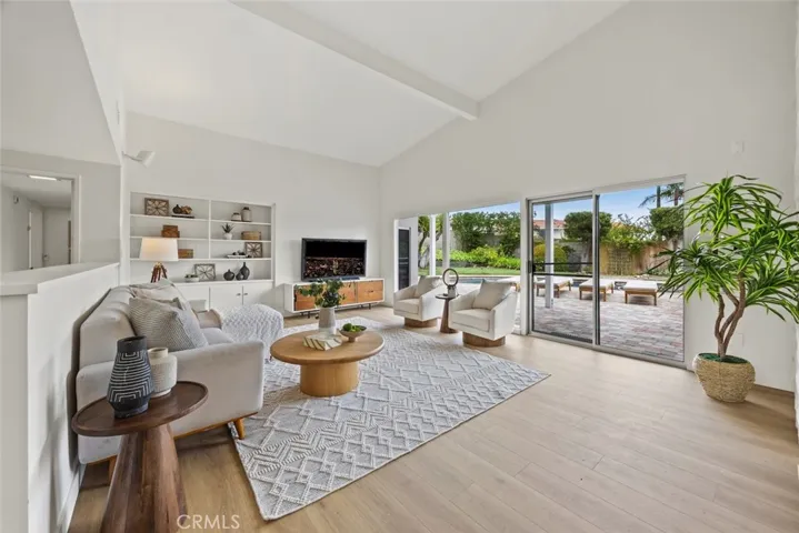 30214 Cartier Drive, Rancho Palos Verdes, California 90275