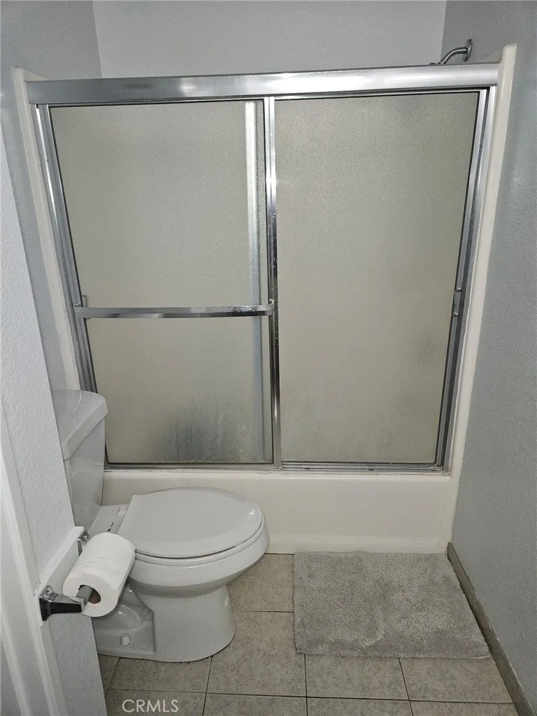 2809 N Los Felices Circle E 100, Palm Springs, California 92262 home-pic-9