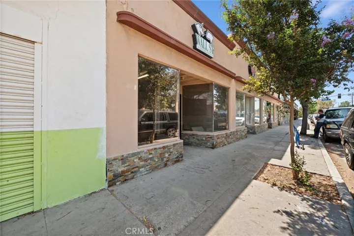 2070 Santa Fe Avenue, Long Beach, California 90810