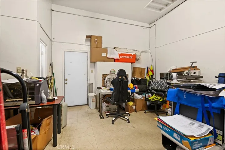 2070 Santa Fe Avenue, Long Beach, California 90810