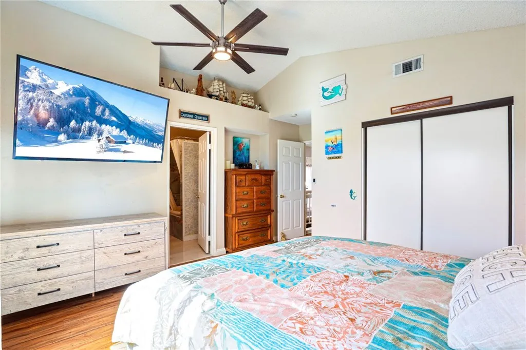 9387 Hot Springs Road, Corona, California 92883 home-pic-15