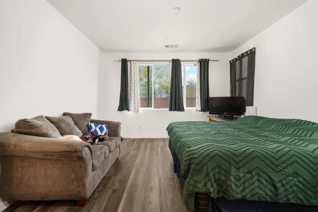 11689 S Crescent Street, Desert Hot Springs, California 92240 home-pic-17