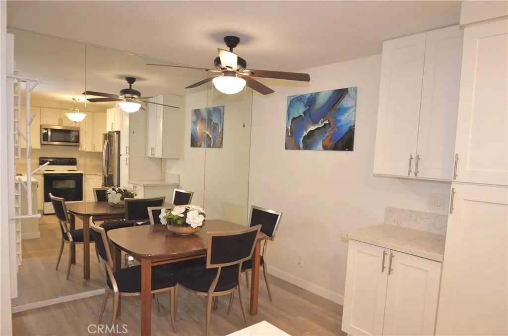 8712 Chessington Drive 255d, Inglewood, California 90305 home-pic-8
