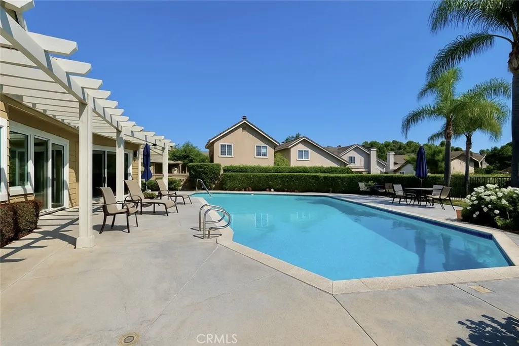 8712 Chessington Drive 255d, Inglewood, California 90305 home-pic-22