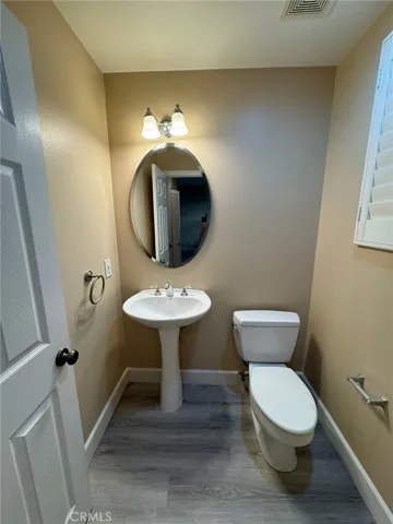 30 Perennial, Irvine, California 92603