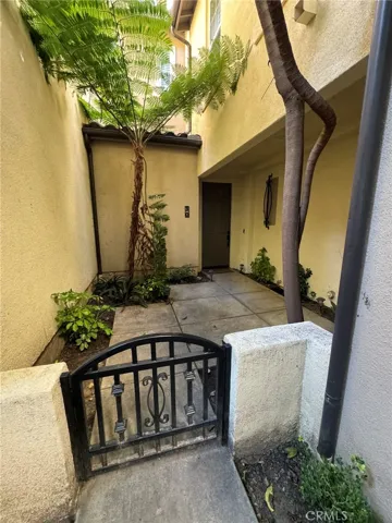 30 Perennial, Irvine, California 92603
