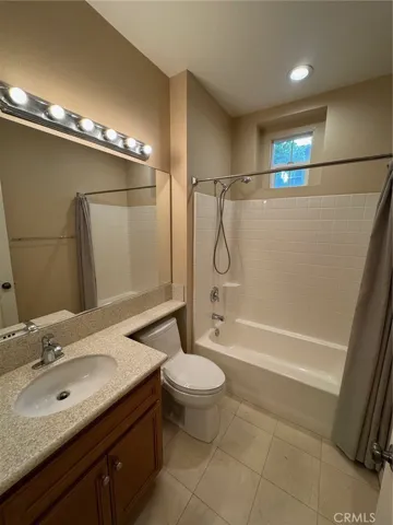 30 Perennial, Irvine, California 92603