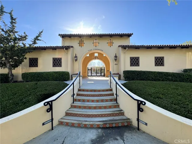 30 Perennial, Irvine, California 92603