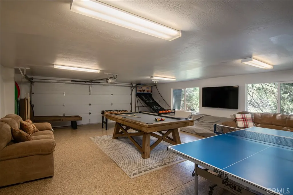 920 Oak Road, Lake Arrowhead, California 92385 home-pic-23