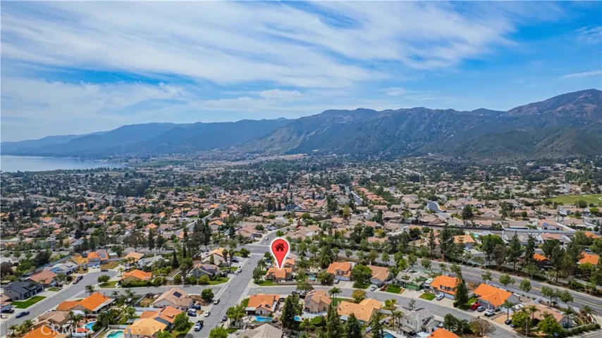 29385 N Lake Drive, Lake Elsinore, California 92530