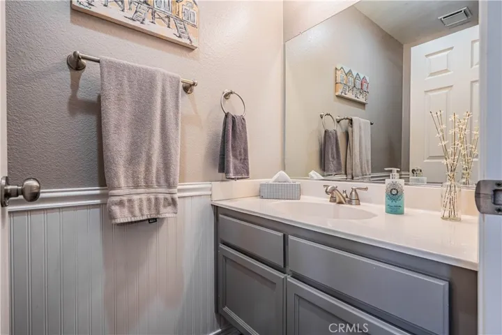 29385 N Lake Drive, Lake Elsinore, California 92530