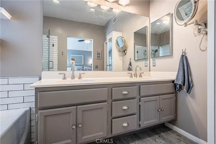 29385 N Lake Drive, Lake Elsinore, California 92530