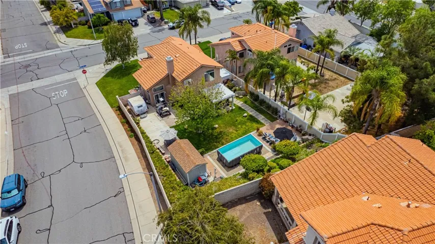 29385 N Lake Drive, Lake Elsinore, California 92530
