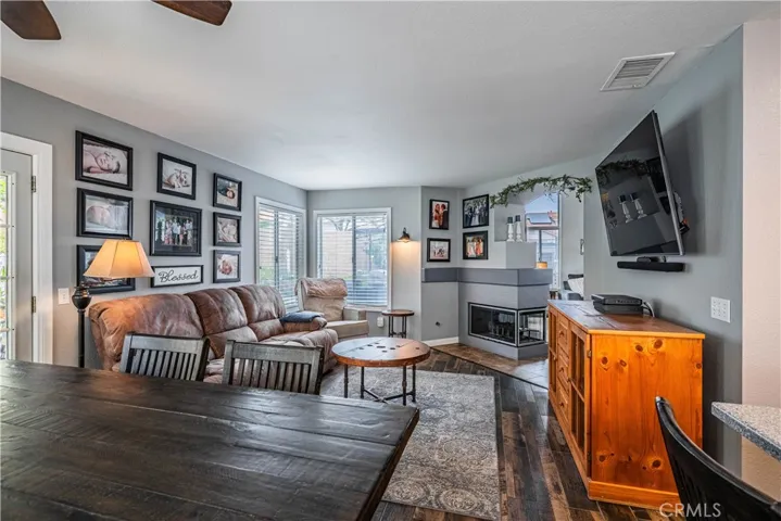 29385 N Lake Drive, Lake Elsinore, California 92530