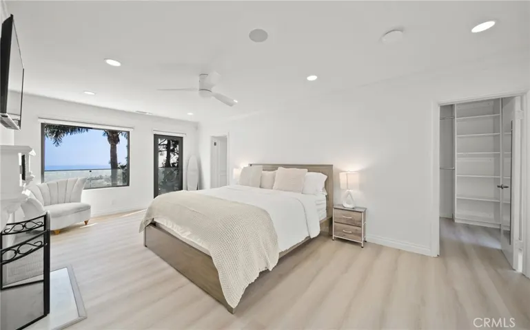 Second primary bathroom with views, ensuite bathroom & walk-in closet