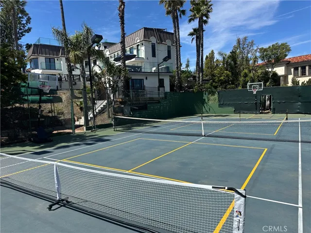 Tennis or 2 pickleball courts or basketball and pickleball