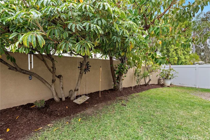 BACKYARD - RIGHT SIDE - SWING