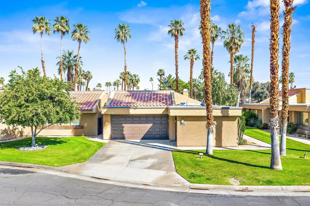 7452 Regency Drive, Palm Springs, California 92264 home-pic-0