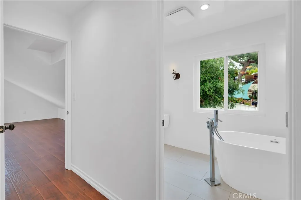 3564 Poppy Drive, Calabasas, California 91302 home-pic-18