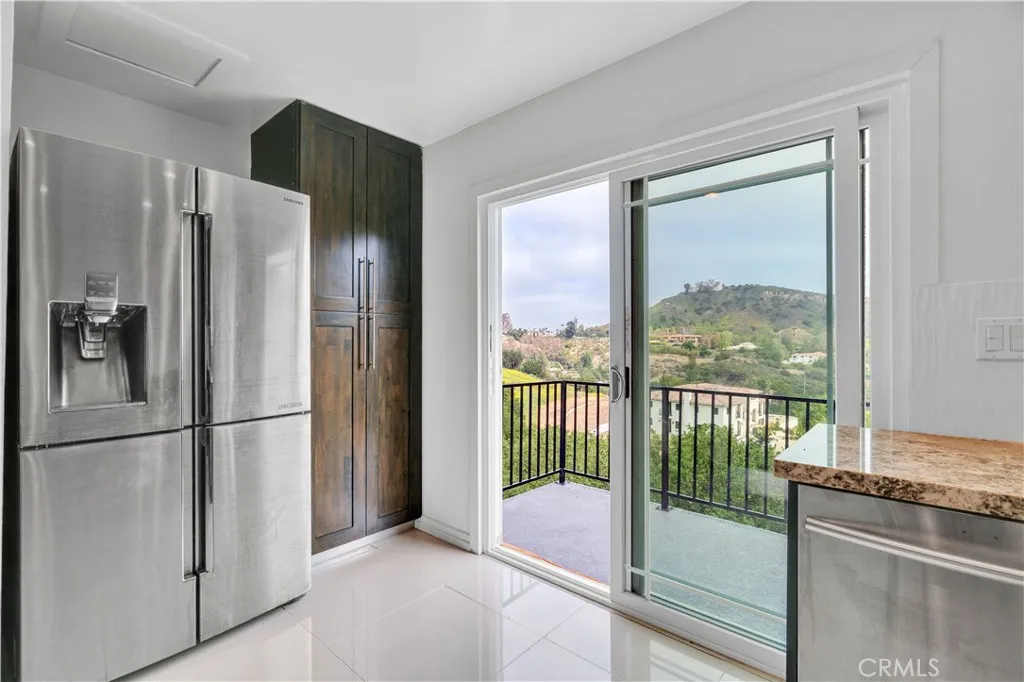 3564 Poppy Drive, Calabasas, California 91302 home-pic-7