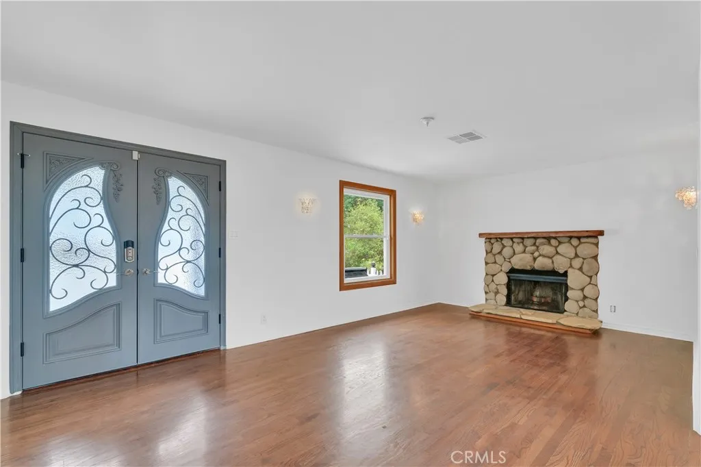 3564 Poppy Drive, Calabasas, California 91302 home-pic-3