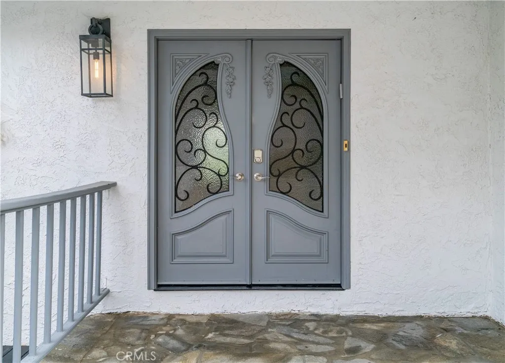 3564 Poppy Drive, Calabasas, California 91302 home-pic-2