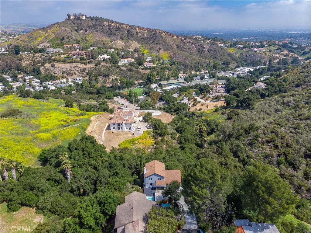 3564 Poppy Drive, Calabasas, California 91302 home-pic-1