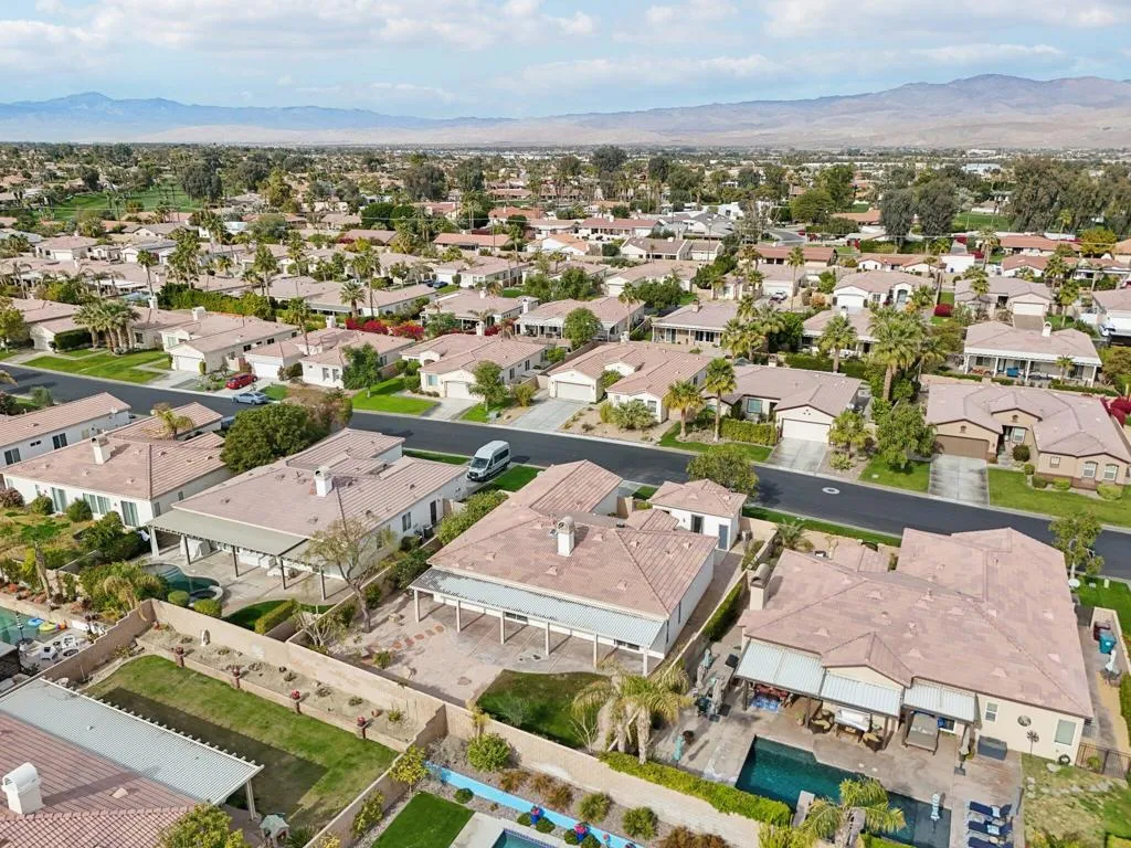 79843 Castille Drive, La Quinta, California 92253 home-pic-46