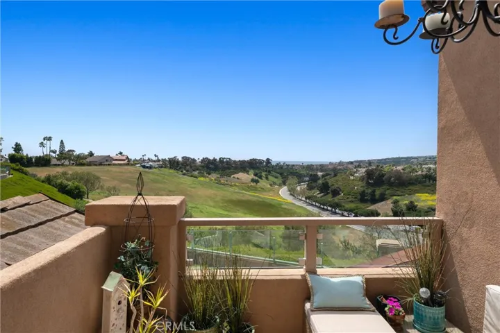 5 Tawny, Dana Point, California 92629