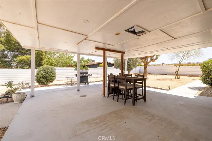 7279 Balsa Avenue, Yucca Valley, California 92284