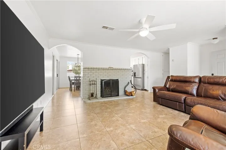 7279 Balsa Avenue, Yucca Valley, California 92284